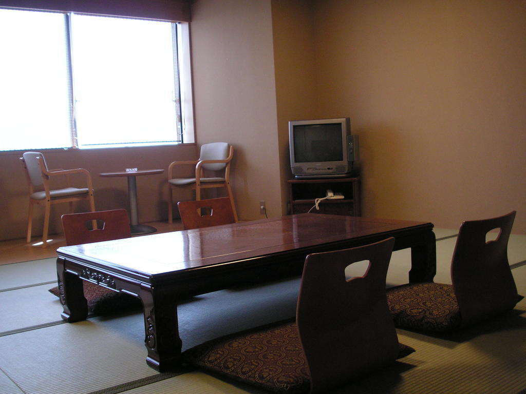 Yu Paradise Sakura Hotell Sakura  Rum bild
